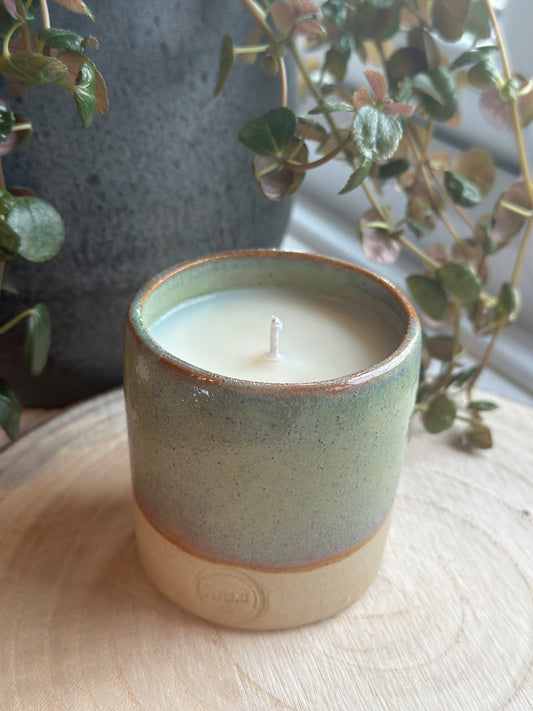 NEW Retreat Aromatherapy Candle in refillable, handmade pot